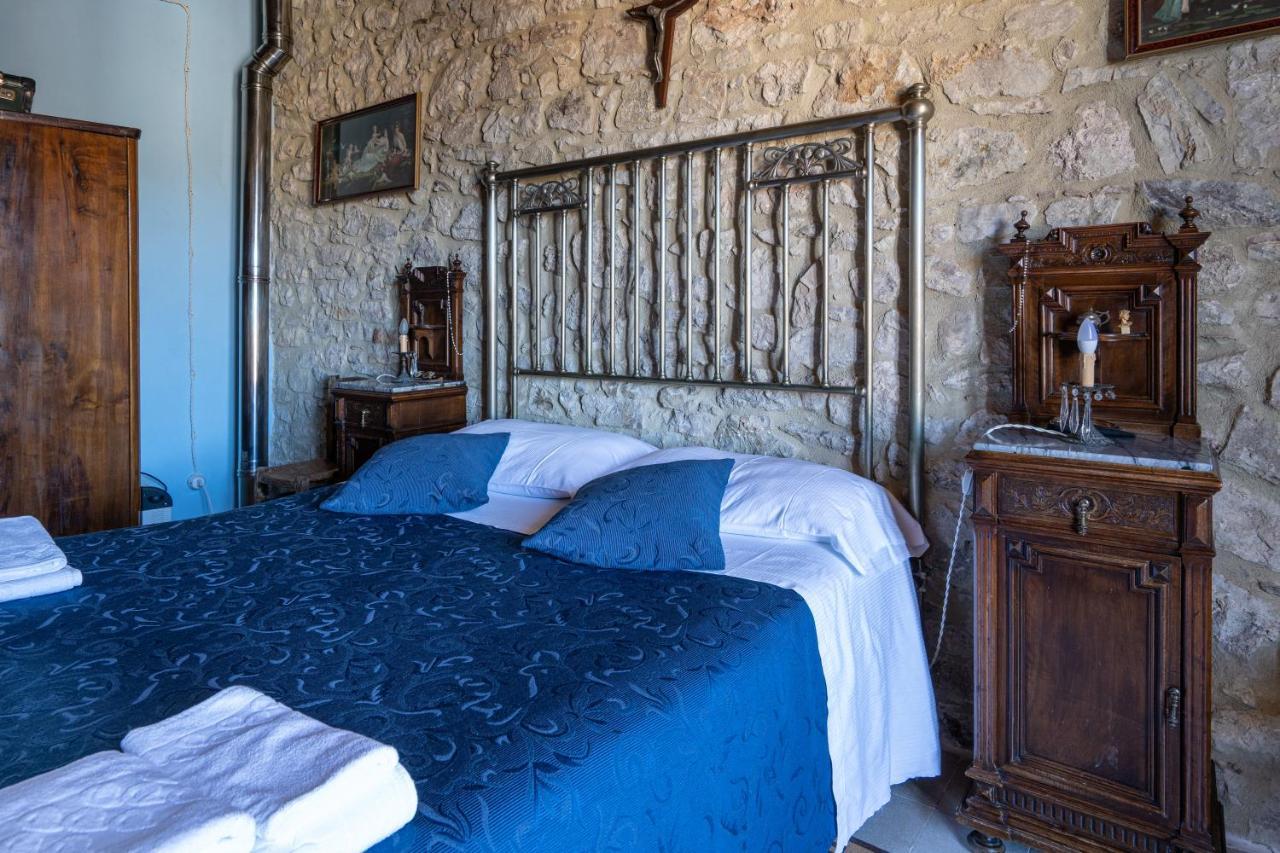 הוילה Caltavuturo Casa Della Nonna מראה חיצוני תמונה
